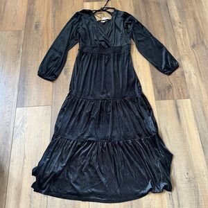 NWT Knox Rose Maxi Dress Womens Large Black Long Sleeve Velvet A-Line
